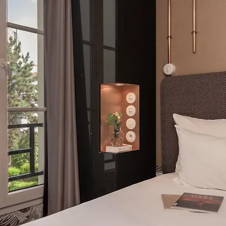 Exquis Hotel 3*