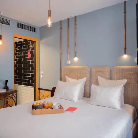 Exquis Hotel