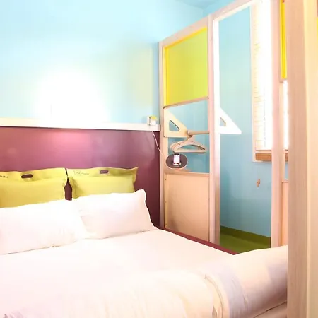 Hotel Exquis By Elegancia 3*