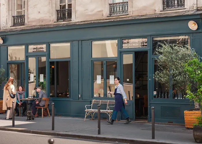 Exquis Отель 3*