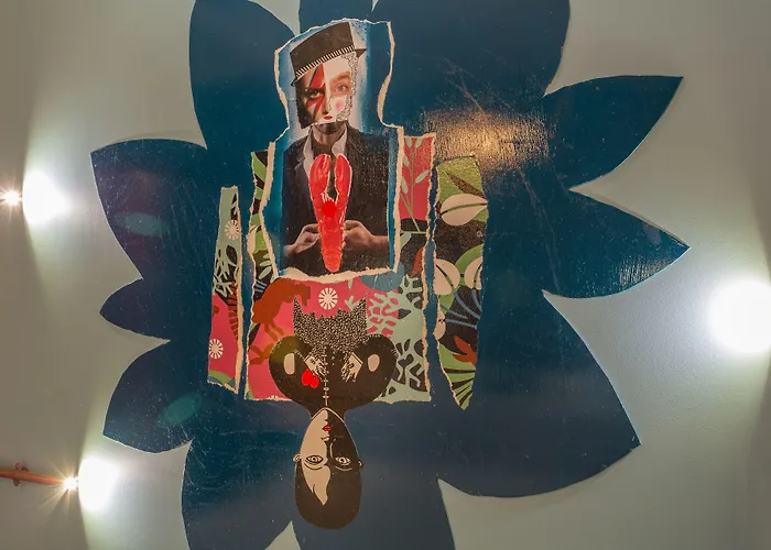 Отель Exquis 3*