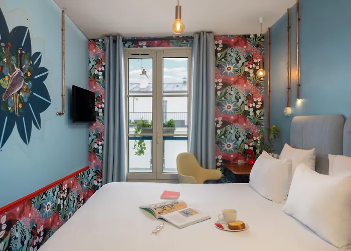 Отель Exquis 3*