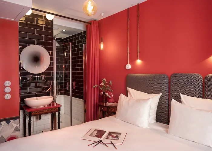 Отель Exquis 3*